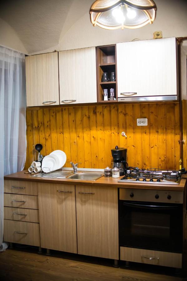 Studio Central Avram Сибиу Экстерьер фото